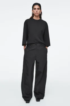 Discount COS TRAPEZE RELAXED T-SHIRT BLACK