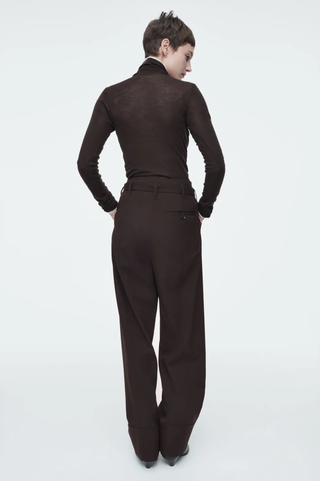 Discount COS TURN-UP WOOL-BLEND PANTS DARK BROWN