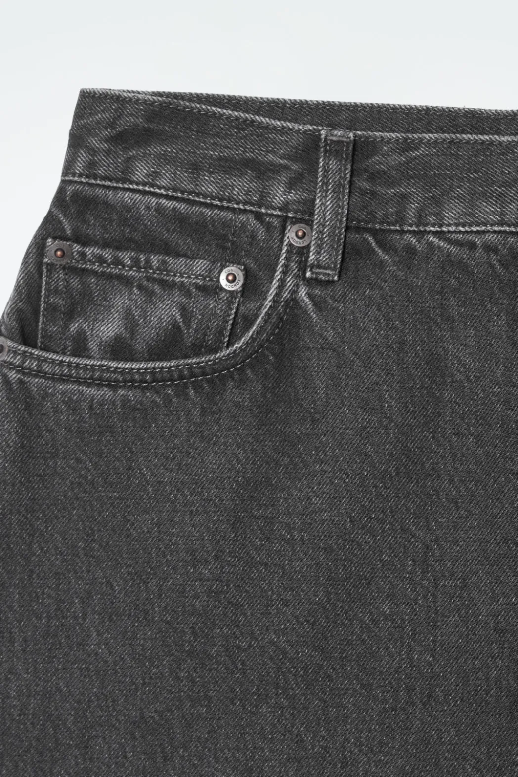 COS TWIST BARREL-LEG JEANS WASHED BLACK