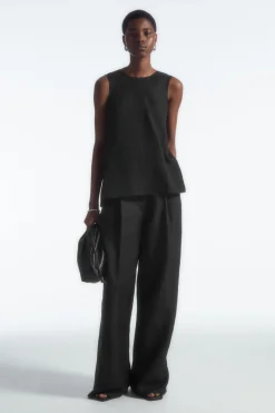Online COS TWIST-BACK SLEEVELESS TOP BLACK