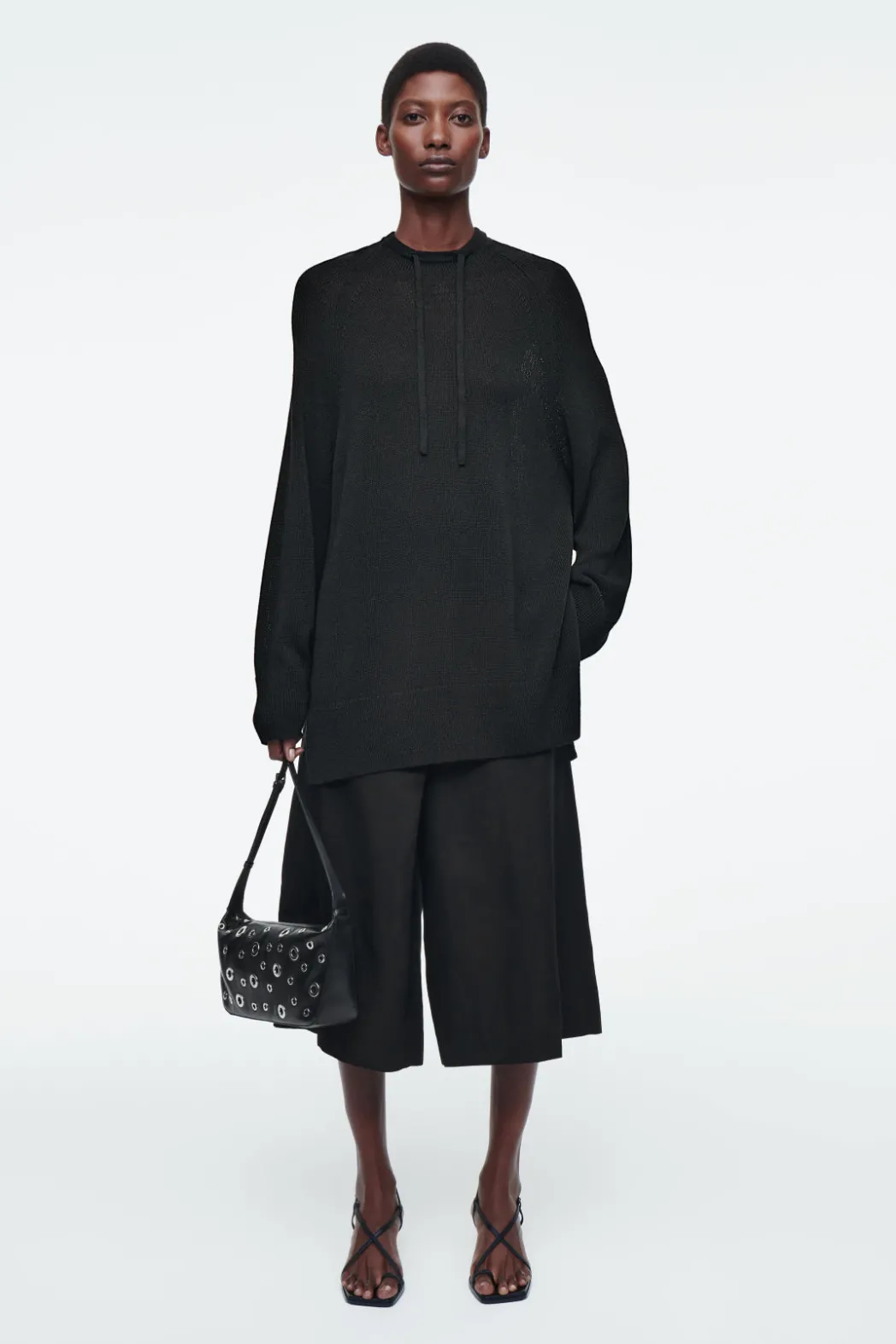 COS VALLEY EYELET SHOULDER BAG - LEATHER BLACK