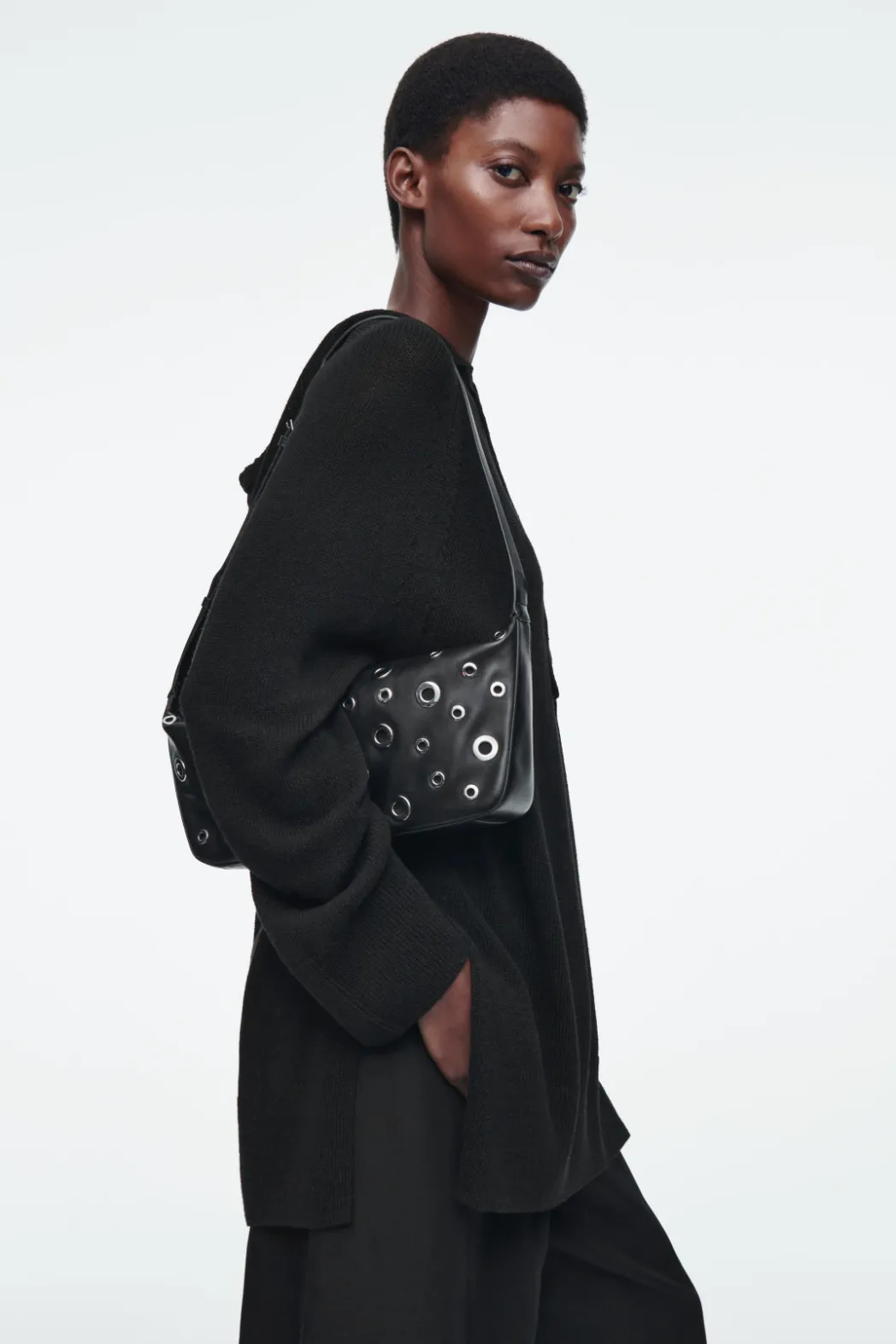 COS VALLEY EYELET SHOULDER BAG - LEATHER BLACK