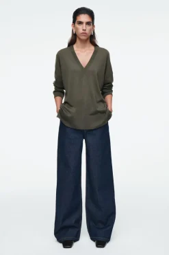 Online COS V-NECK MERINO WOOL SWEATER DARK KHAKI