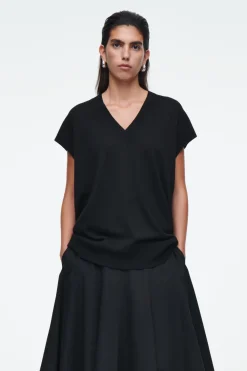 New COS V-NECK MERINO WOOL TANK BLACK