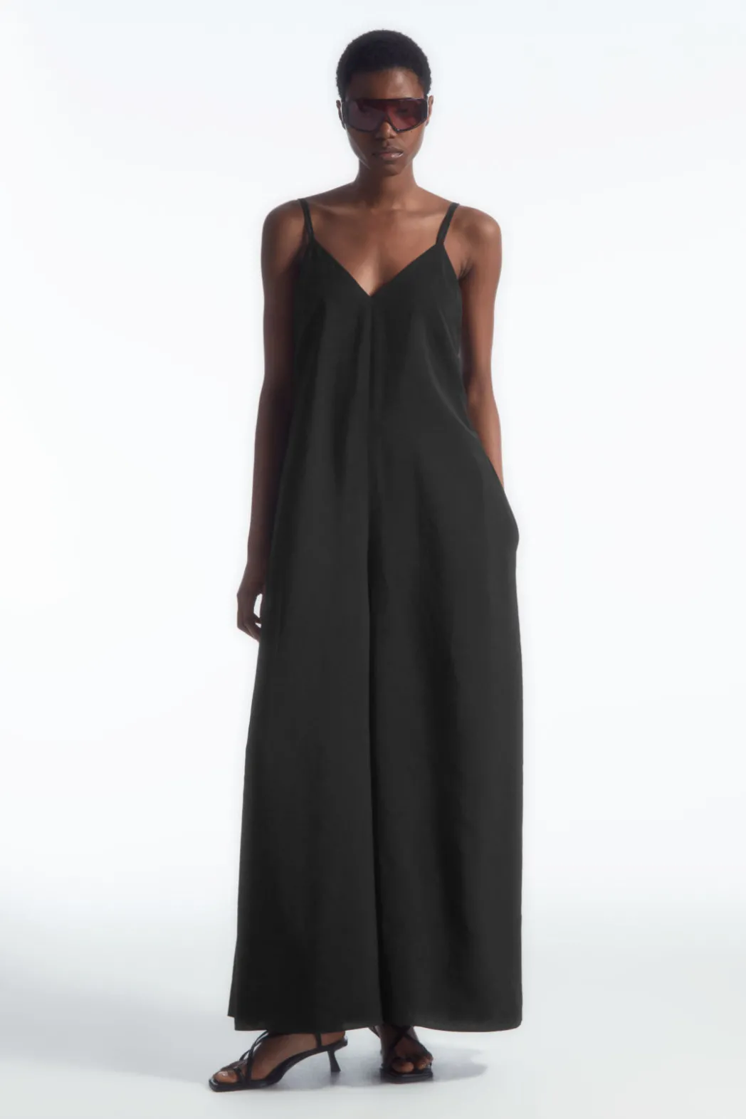 Discount COS V-NECK WIDE-LEG JUMPSUIT BLACK