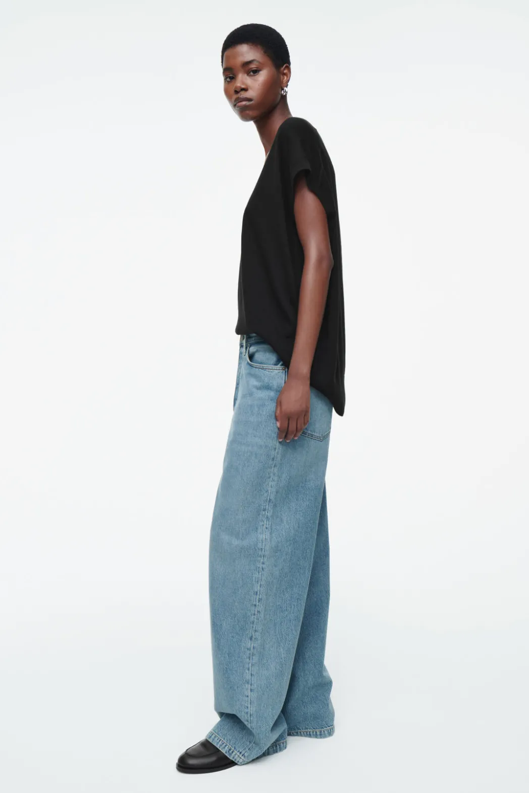 Outlet COS VOLUME WIDE-LEG JEANS DUSTY BLUE