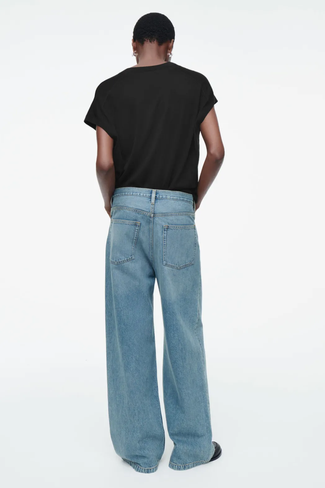 Outlet COS VOLUME WIDE-LEG JEANS DUSTY BLUE