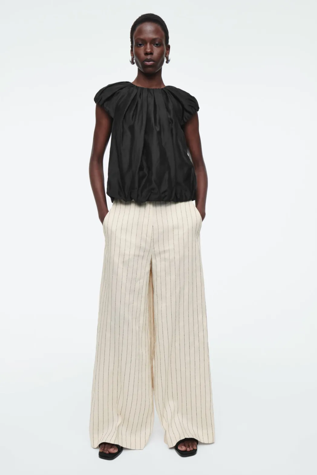 Clearance COS VOLUMINOUS PARACHUTE BLOUSE BLACK