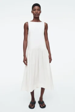 Sale COS VOLUMINOUS SLEEVELESS MIDI DRESS WHITE