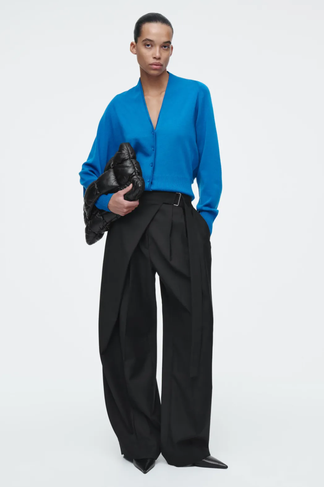 Hot COS WAISTED KNITTED CARDIGAN BRIGHT BLUE