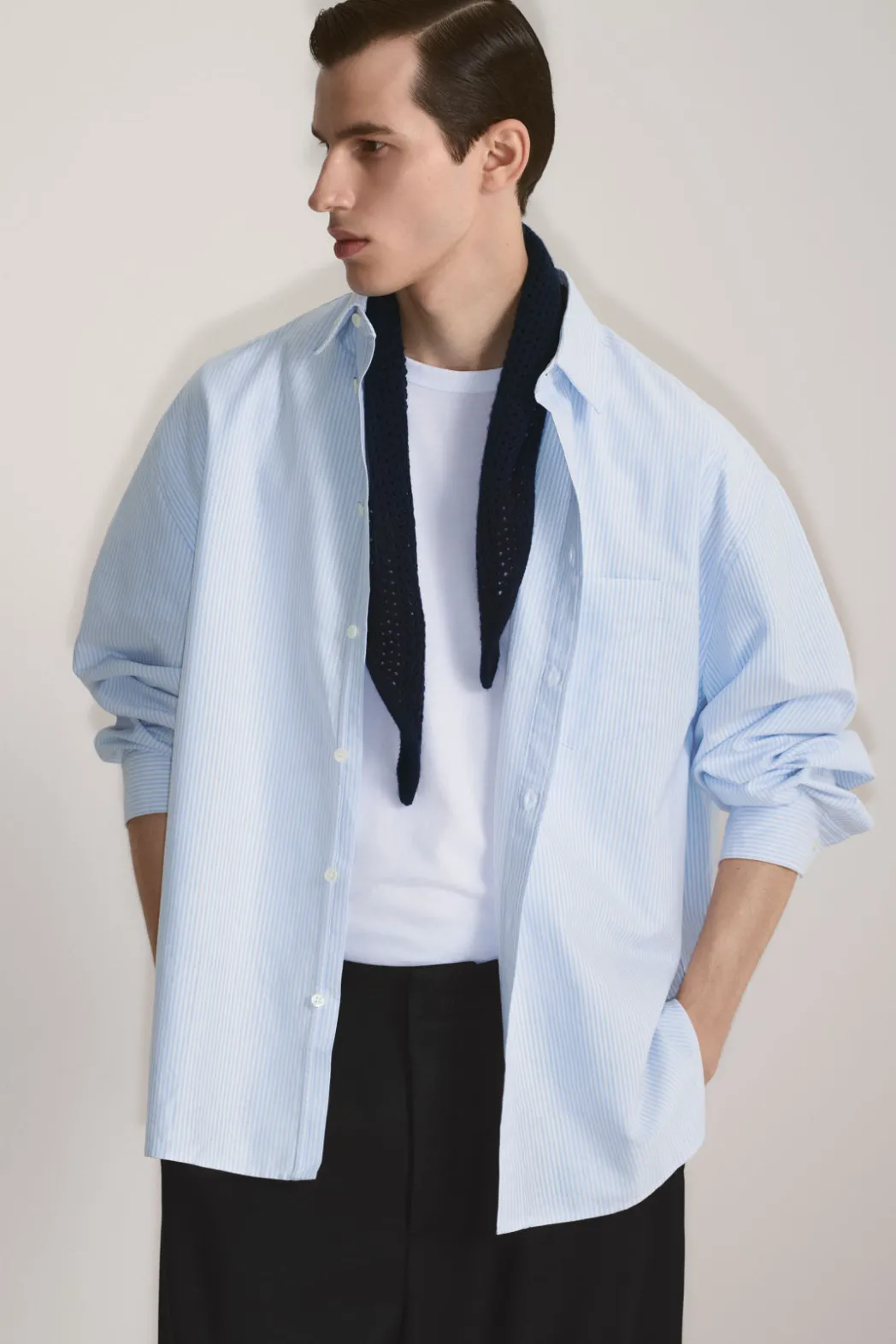 Discount COS WIDE OVERSIZED COTTON OXFORD SHIRT BLUE / PINSTRIPED