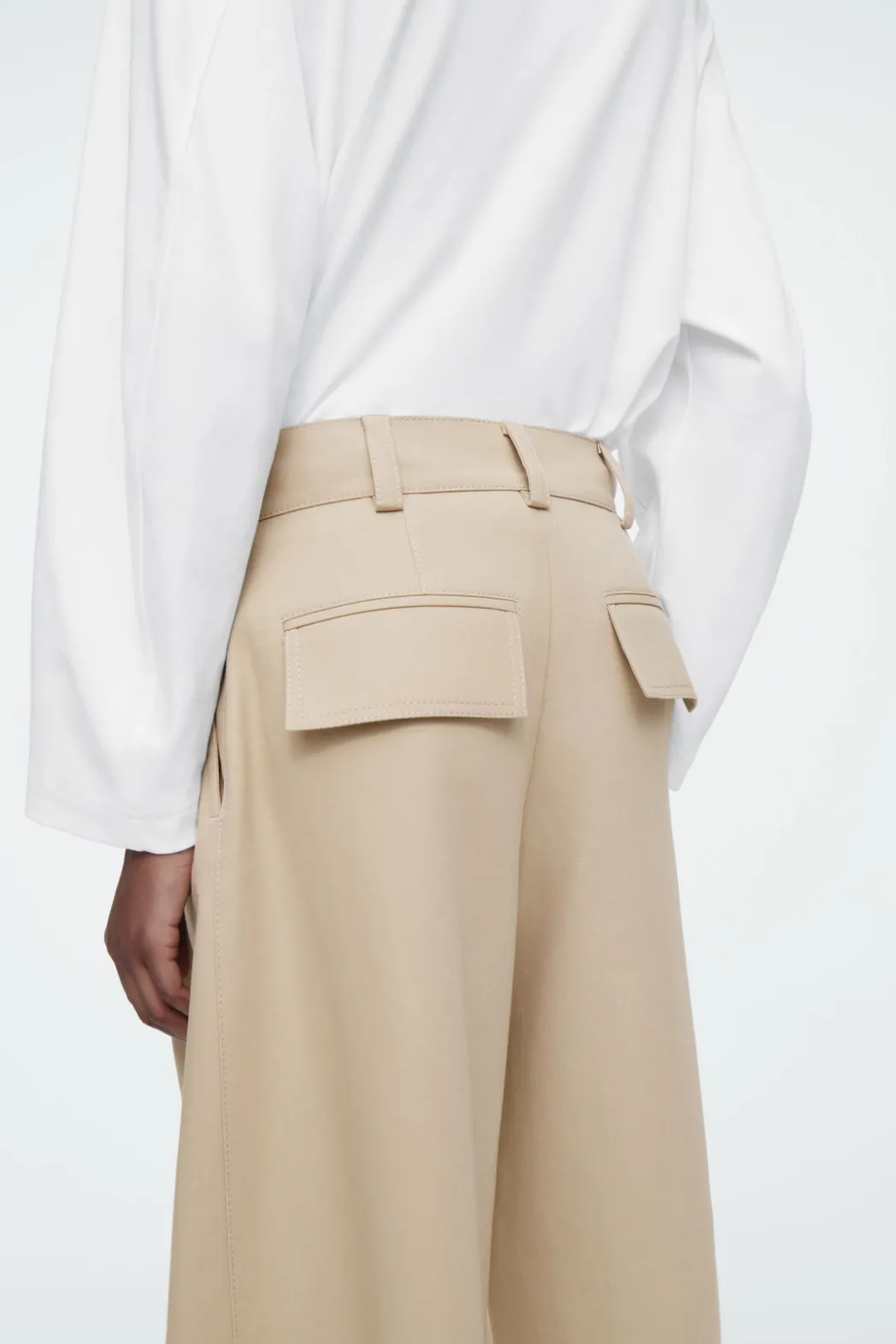 Discount COS WIDE-LEG COTTON PANTS BEIGE