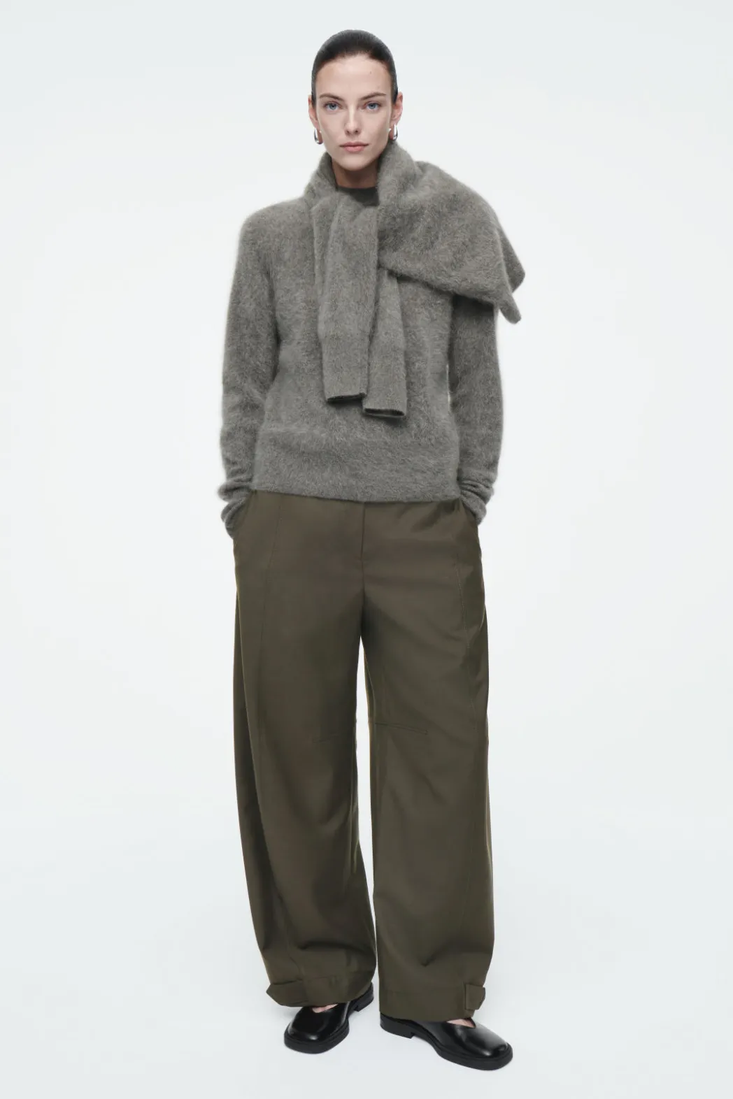 Hot COS WOOL BARREL-LEG UTILITY PANTS KHAKI