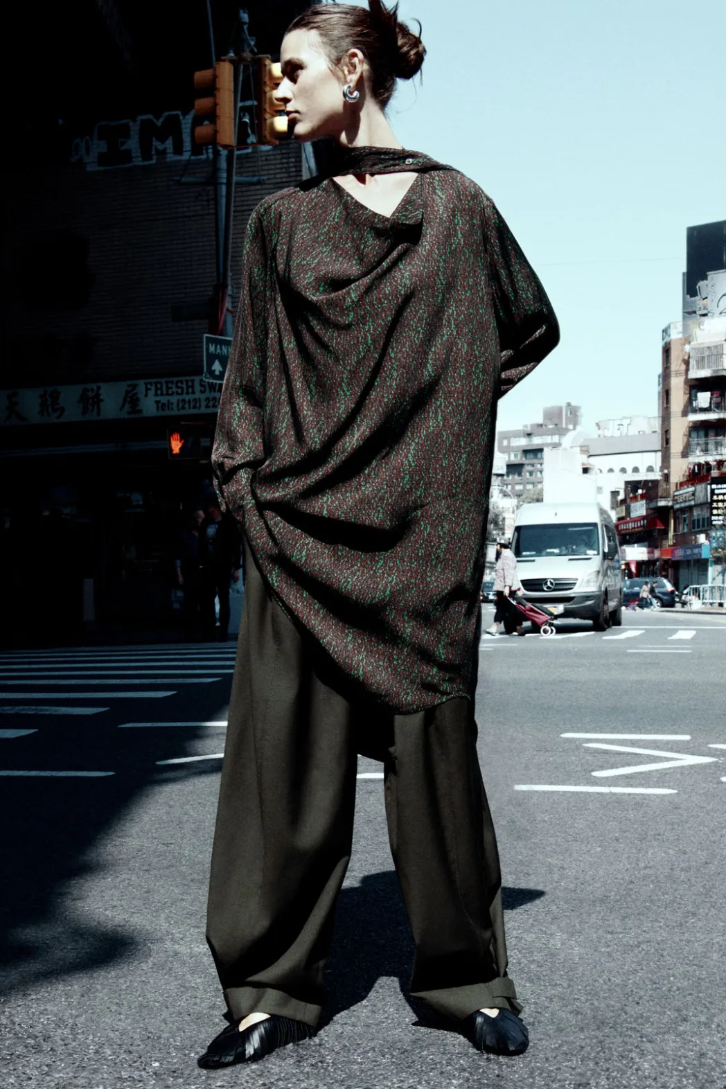 Hot COS WOOL BARREL-LEG UTILITY PANTS KHAKI