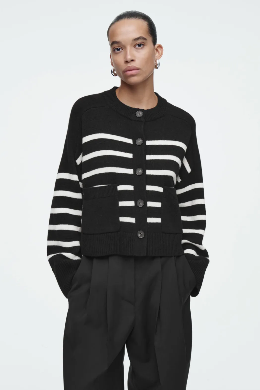 Discount COS WOOL CREW-NECK CARDIGAN BLACK / STRIPED