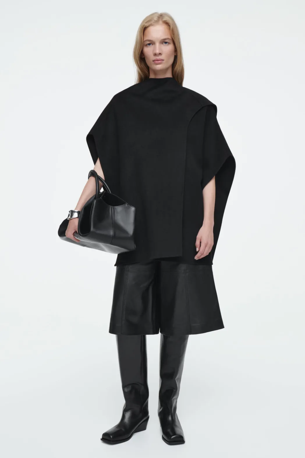 Clearance COS WOOL-BLEND CAPE Black