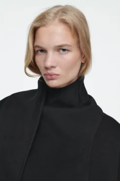 Clearance COS WOOL-BLEND CAPE Black