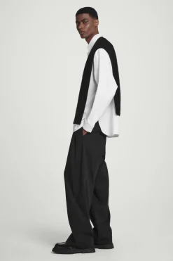 Discount COS WOOL-CASHMERE V-NECK HYBRID TANK BLACK